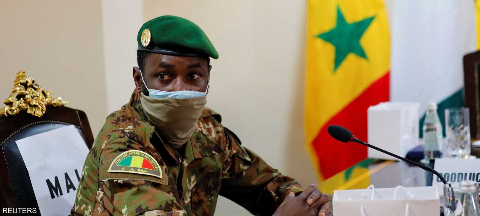 أصرت "إيكواس" على ضرورة أن يكون الانتقاليين من المدنيين