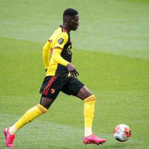 لاعب وسط نادي واتفورد السنغالي إسماعيلا سار