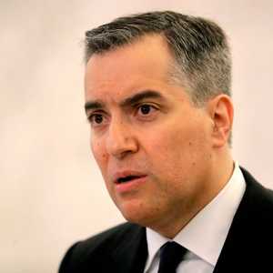 رئيس الوزراء اللبناني المكلف يعتذر عن تشكيل الحكومة