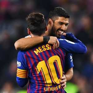 ميسي وسواريز تجمعهما صداقة قوية