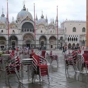 ساحة سان ماركو بقيت جافة