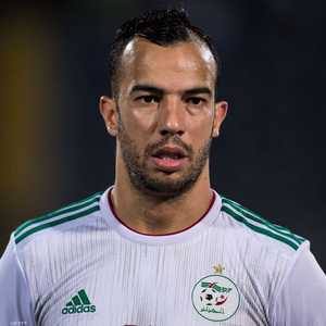 المدافع الدولي الجزائري جمال بلعمري