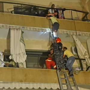 عمدت الأجهزة الأمنية إلى إقفال الطرقات المؤدية إلى المنطقة