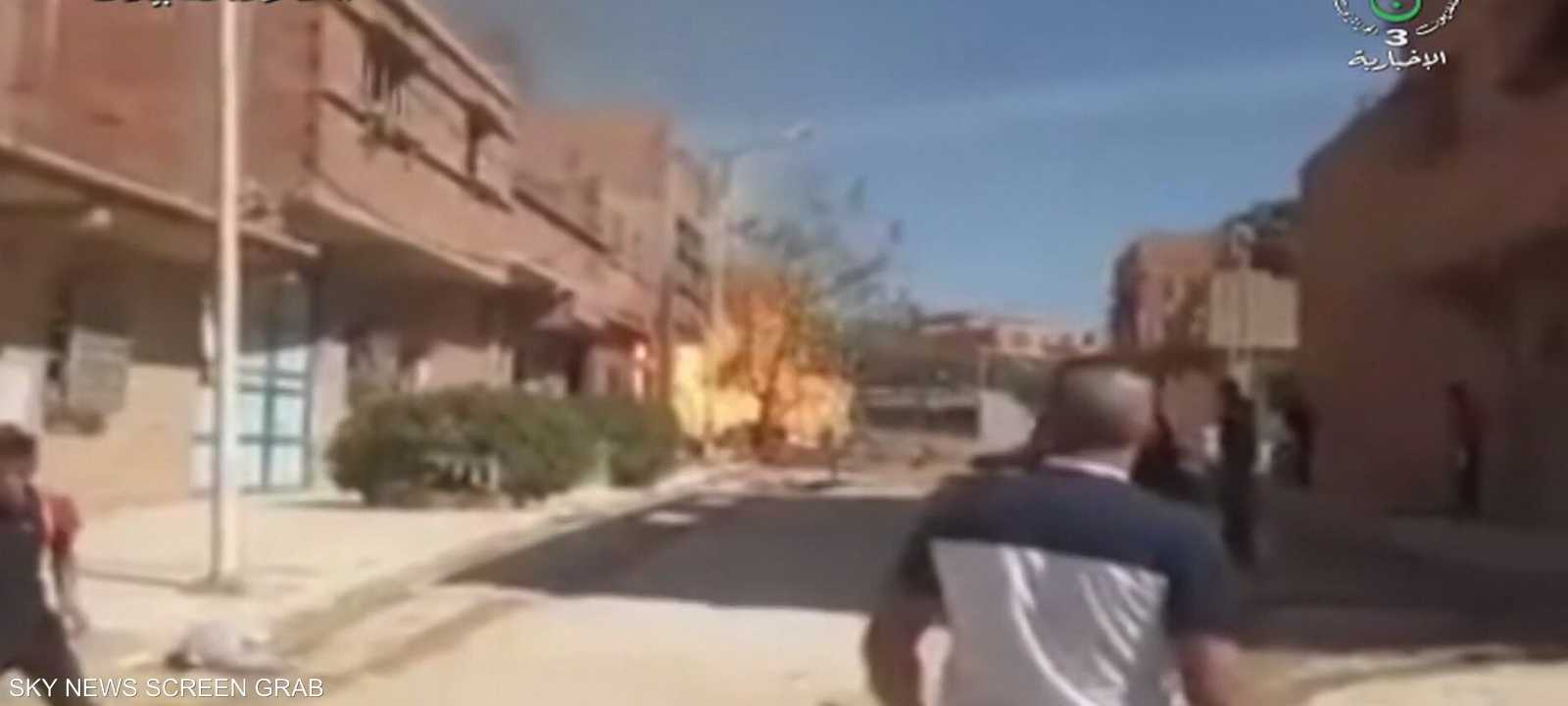 الرئيس الجزائري طلب من بعض الوزراء التوجه إلى مكان الحادث.