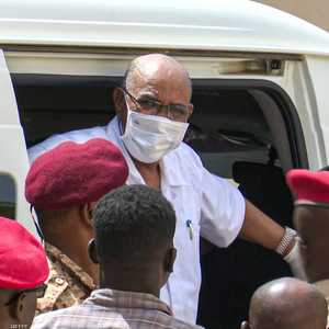 البشير أبرز المتهمين في جرائم دارفور