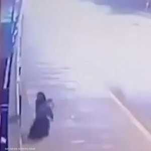 جريمة "تحرق" القلوب.. أم عراقية ترمي طفليها بنهر دجلة