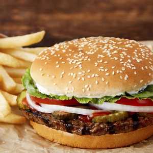 وجبة سريعة لبرغر كينغ