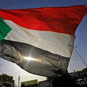 السودان ينتظر الكثير بعد رفع اسمه من قائمة الإرهاب