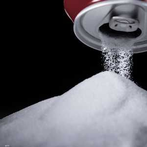 خطر المشروبات الغازية يشمل السكرية و"الدايت"