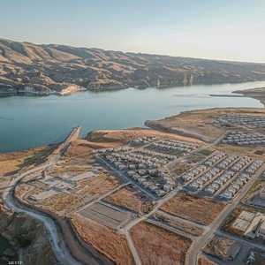 إنشاءات سد أليسو التركي على ضفاف نهر دجلة.