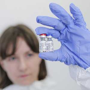 كثير من العلماء شككوا في مدى فاعلية اللقاح الروسي.