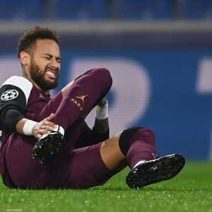 نيمار خرج مصابا من الملعب