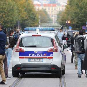 الشرطة الفرنسية تقبض على رجل يشتبه بصلته بمنفذ هجوم نيس