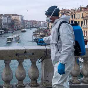 عمليات تعقيم لمواجهة كورونا في إيطاليا - أرشيفية