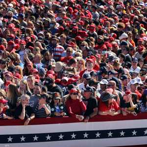 التجمعات الانتخابية تثير القلق من انتشار أوسع للفيروس