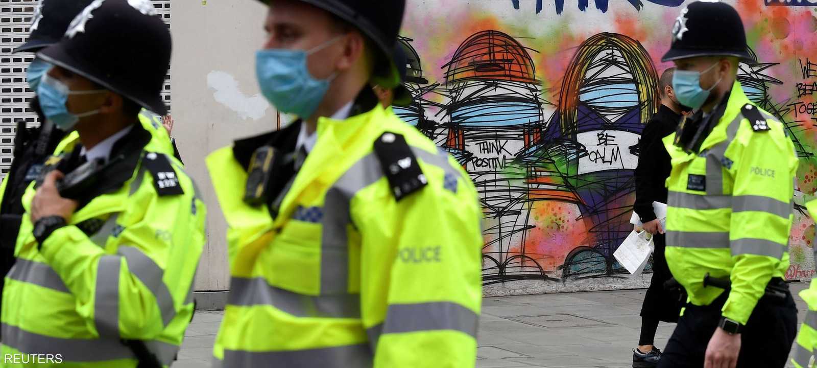 ارشيفية لعناصر من الشرطة البريطانية