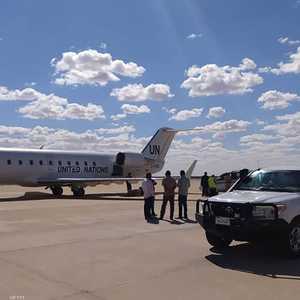 طائرة بعثة الأمم المتحدة التي تتوسط في محادثات غدامس