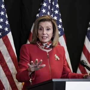 بيلوسي خلال مؤتمر صحفي اليوم الجمعة