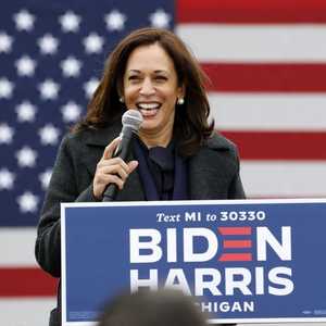 كامالا هاريس.. نائبة المرشح الديمقراطي للرئاسة الأميركية