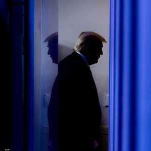 ينص الدستور على أن للرئيس الحق في البقاء بمنصبه لولايتين