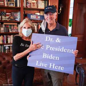 أعلنت وسائل إعلام أميركية فوز بايدن بالرئاسة