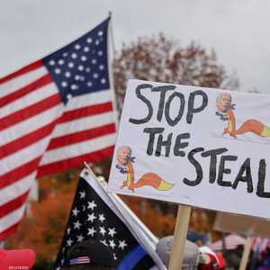 جانب من تظاهرة أوقفوا سرقة الأصوات الداعمة لترامب