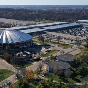 صورة جوية لأحد مراكز الفحص لفيروس كورونا في وسكنسن