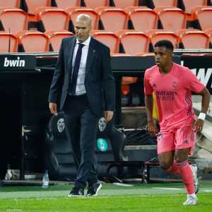 مدرب ريال مدريد، الفرنسي زين الدين زيدان