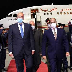 السيسي لدى وصوله إلى أثينا