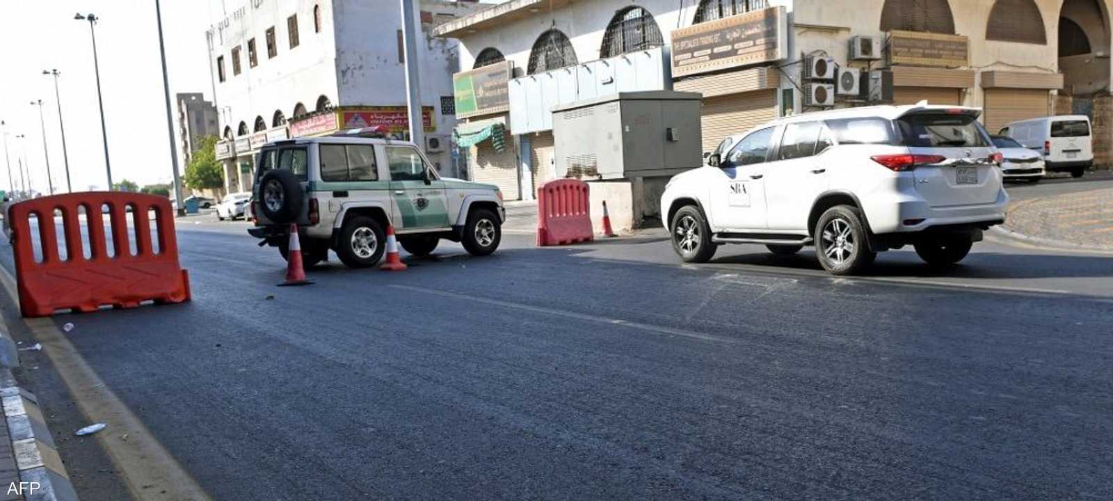 الهجوم وقع خلال وجود قناصل دول عدة في المقبرة.