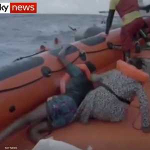 الأم المكلومة لحظة المأساة