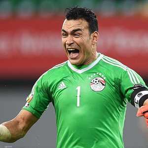 حارس المرمى المخضرم عصام الحضري