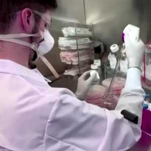 العلاج طوّرته شركة التكنولوجيا الحيوية "ريجينيرون"