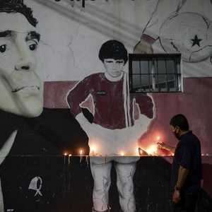 جدارية بصورة مارادونا