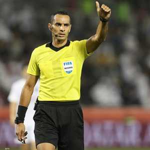 الحكم الدولي الجزائري مصطفى غربال سيدير النهائي