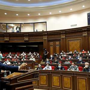 أرشيفية لجلسة للبرلمان الأذري