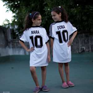 تؤأمتان واسم لن يغيب