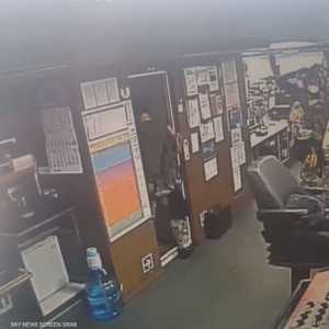 الجيش الألماني يفتش سفينة تركية بالمتوسط محملة بالسلاح