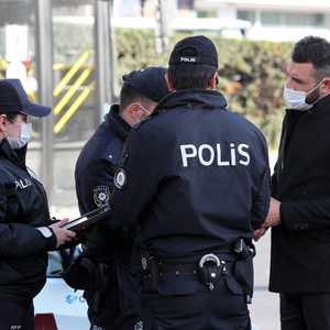 تواصل السلطات حملة الاعتقالات بذريعة الارتباط بغولن.. أرشيف