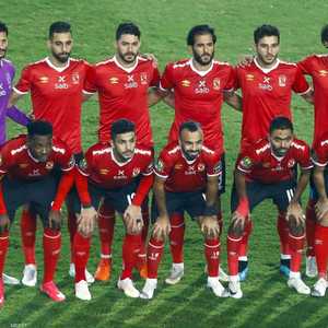 الأهلي ونهضة بركان يتصارعان على نهائي السوبر