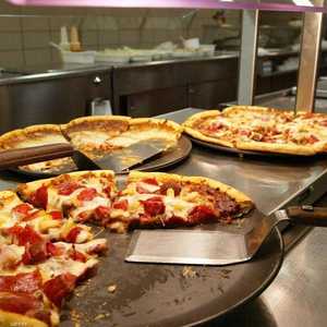 البيتزا تضم نسبة عالية من الدهون