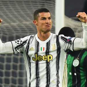 رونالدو بين أعظم اللاعبين في تاريخ كرة القدم