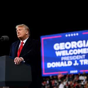 ترامب يحاول خطب ود الناخبين في جورجيا لصالح المرشحين