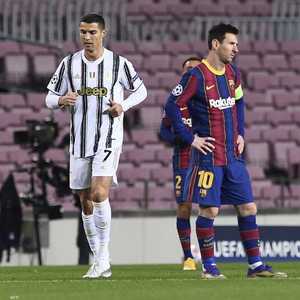 رونالدو سجل هدفين جديدين في كامب نو