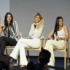 الشقيقات كارداشيان وجينير