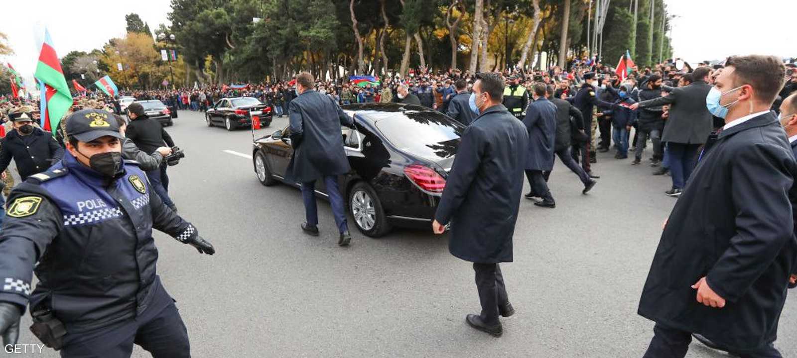 السيارة التي أقلت أردوغان في باكو عاصمة أذربيجان