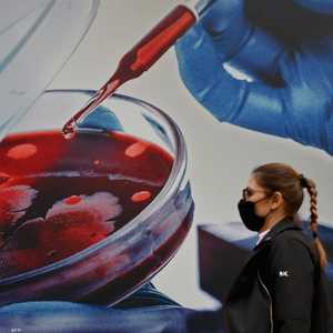 يبدأ التطعيم باللقاح الجديد الاثنين المقبل.