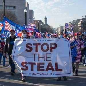 مظاهرات لجماعة "أوقفوا السرقة" في العاصمة الأميركية واشنطن.