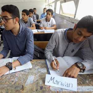 بقاء طلاب ليبيا في المدارس غير مضمون