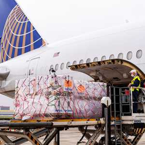 الولايات المتحدة في أمس الحاجة لمن ينقذها من الوباء